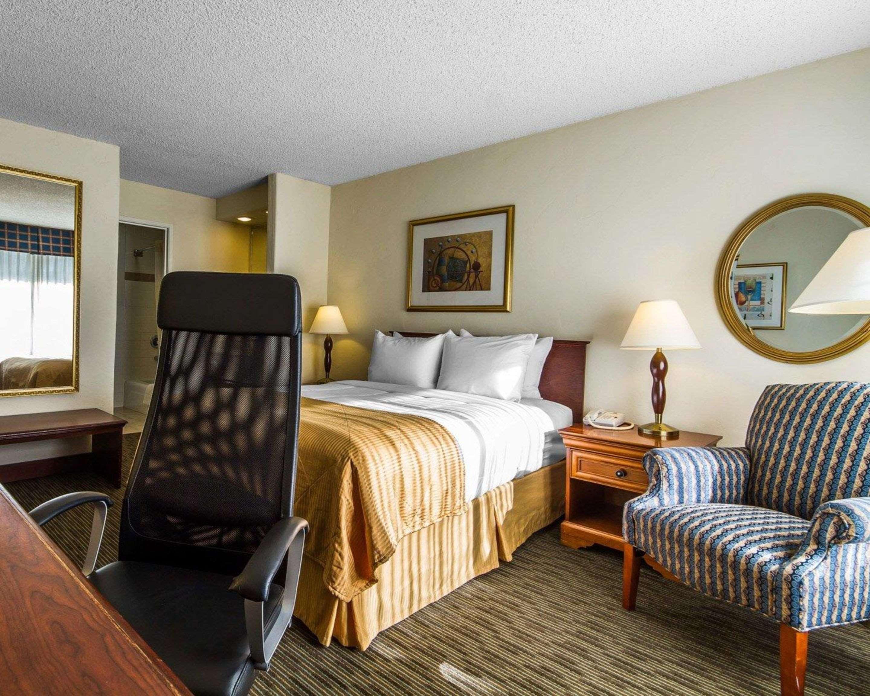 Clarion Hotel Concord-Walnut Creek Exterior photo