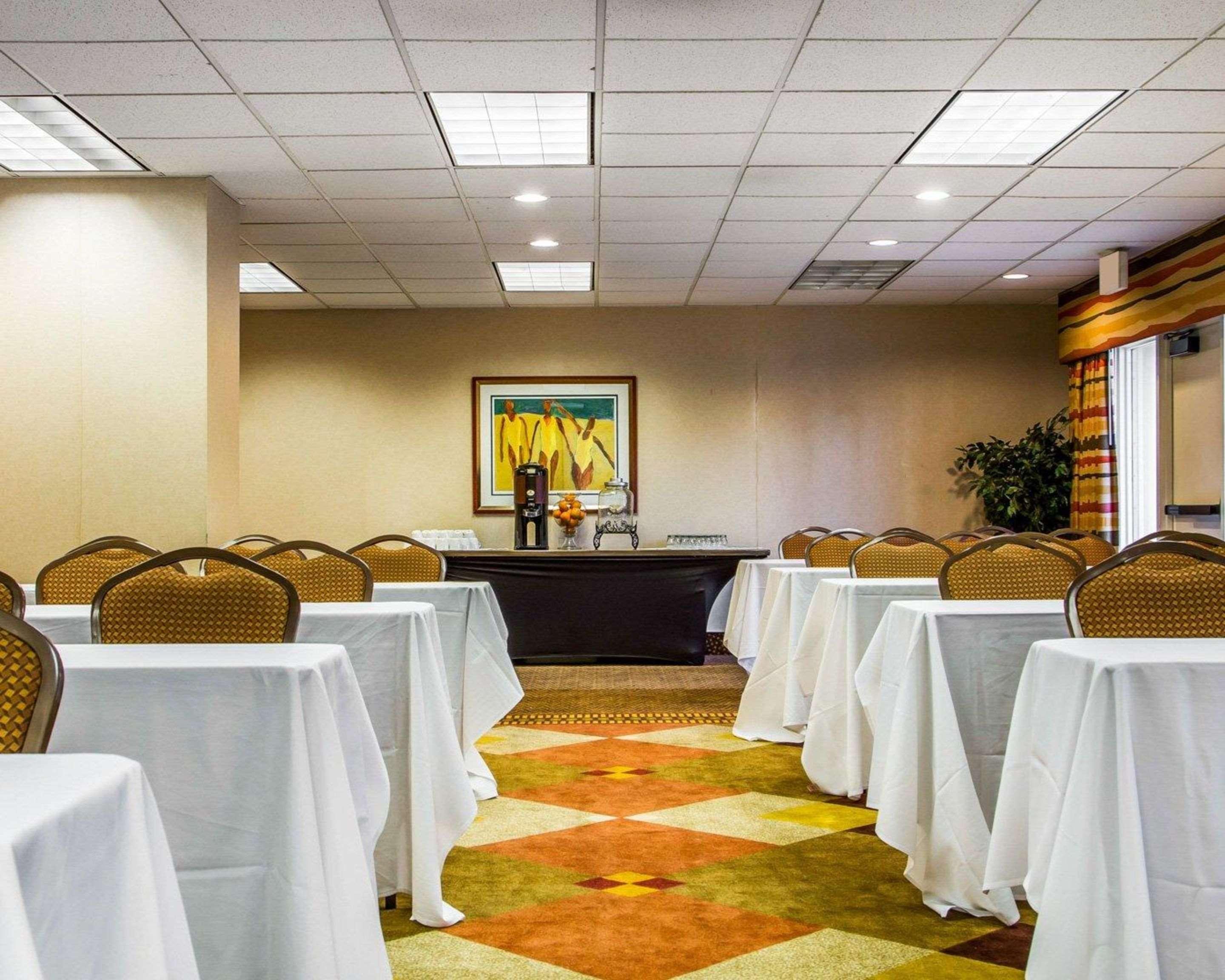 Clarion Hotel Concord-Walnut Creek Exterior photo