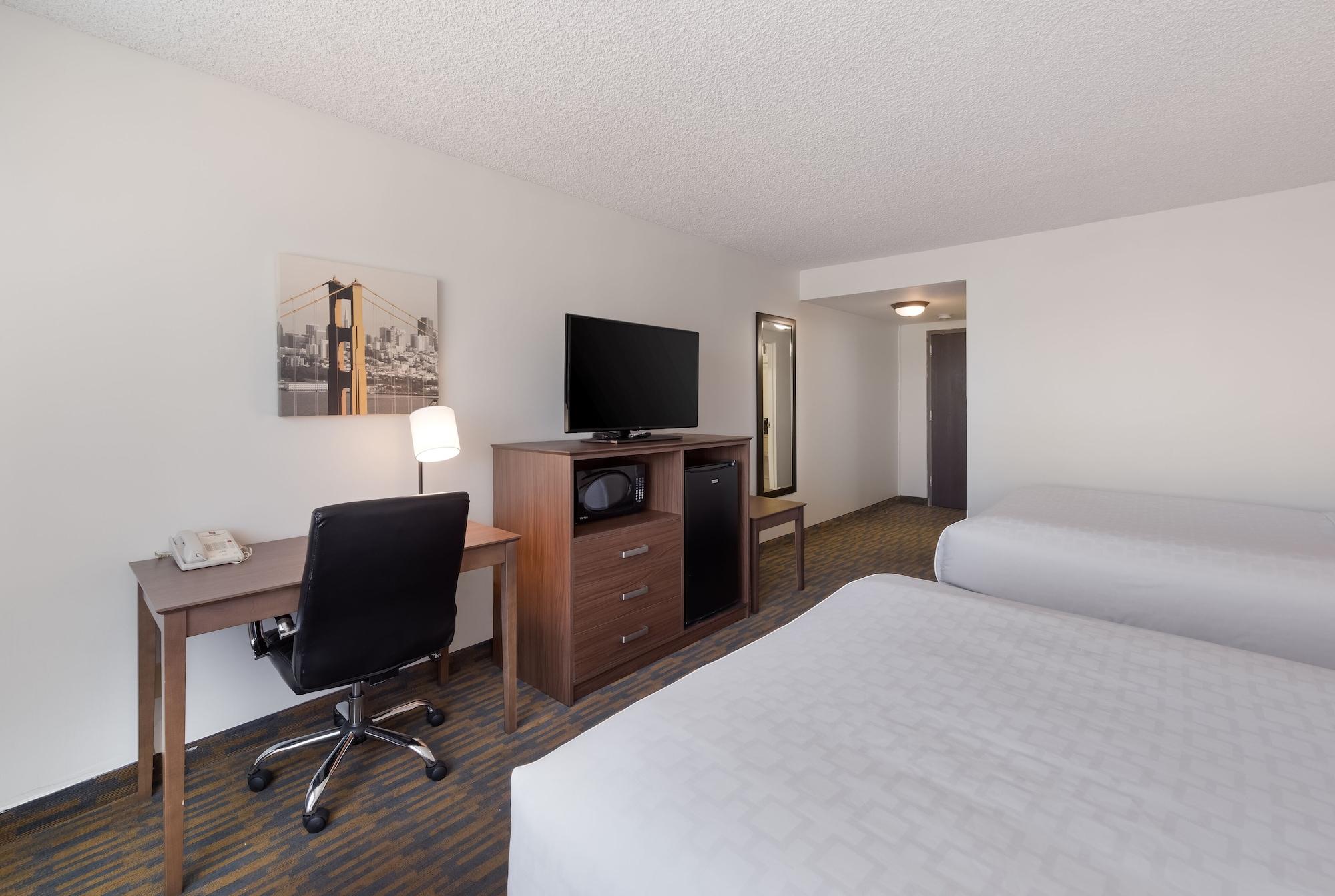 Clarion Hotel Concord-Walnut Creek Exterior photo