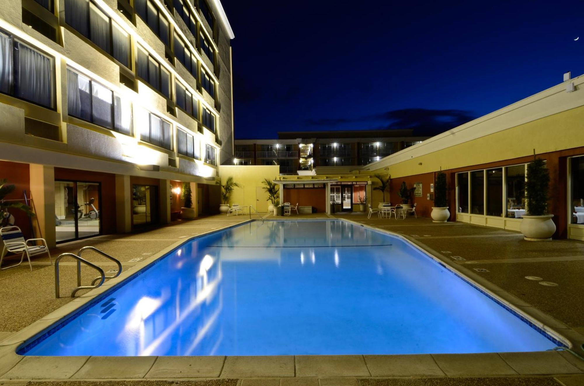 Clarion Hotel Concord-Walnut Creek Exterior photo