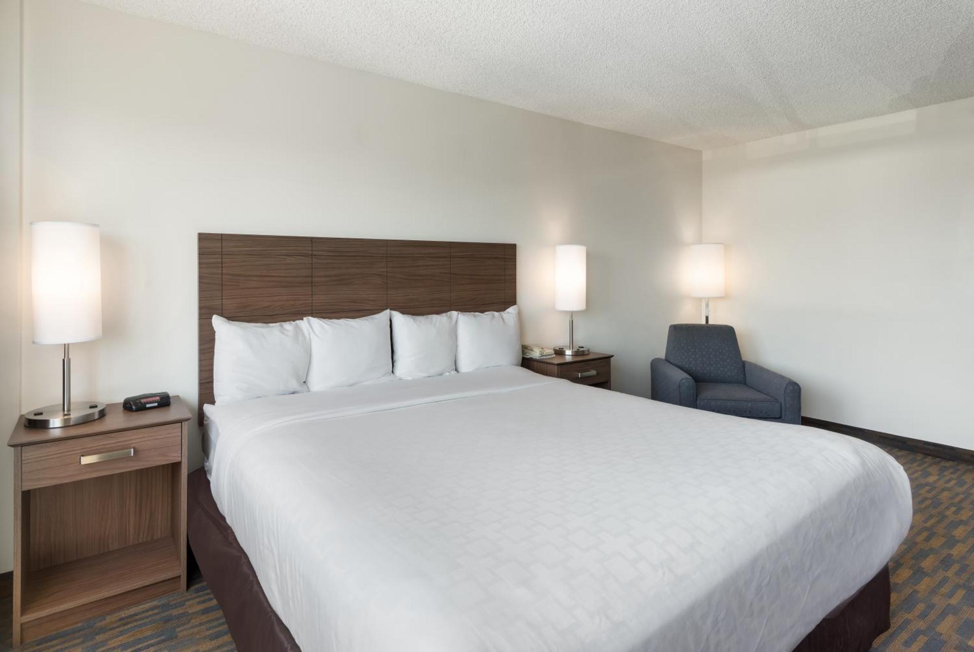 Clarion Hotel Concord-Walnut Creek Exterior photo